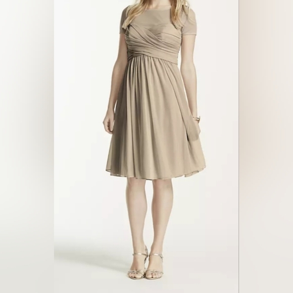 David's Bridal Illusion Short Sleeve Mesh Dress Size 8 Petal Pink - Picture 8 of 9